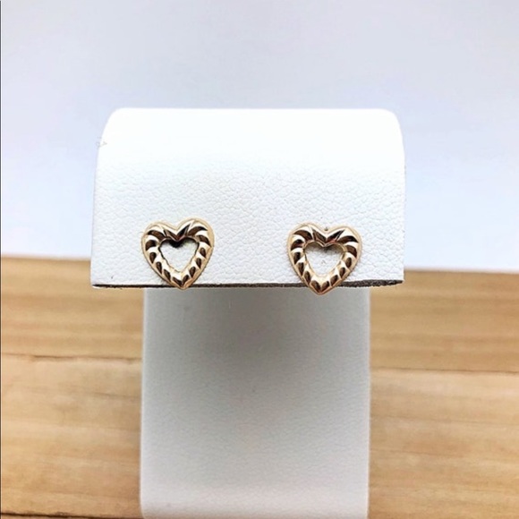 14k Yellow Gold Open Heart Stud Earrings, 3/8” or 9mm, NWT, Ships in Gift Box - Picture 3 of 5